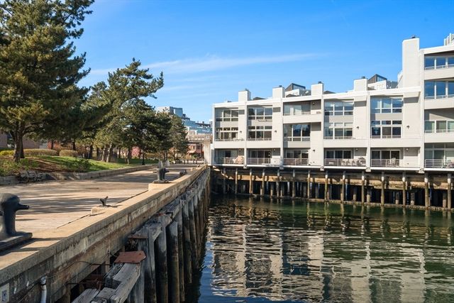 65 Constellation Wharf 65, Boston, MA 02129