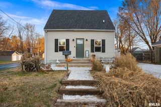 1416 E PARIS Avenue, Peoria, IL 61603