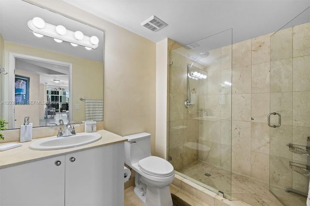 17555 Atlantic Blvd 708, Sunny Isles Beach, FL 33160