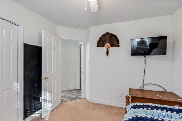 7195 Railroad Bed Rd, Sussex, VA 23830