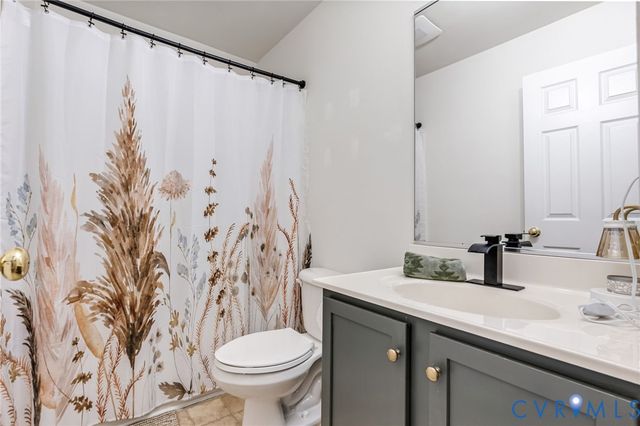 7195 Railroad Bed Rd, Sussex, VA 23830