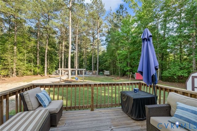 7195 Railroad Bed Rd, Sussex, VA 23830