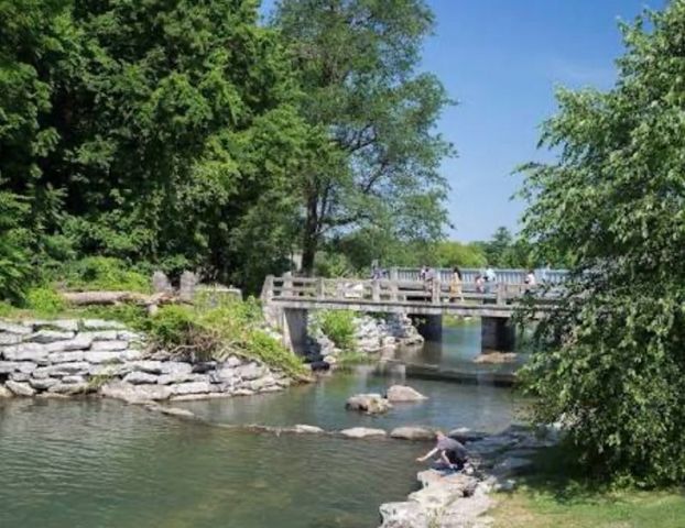 13149 Wallys Way, Siloam Springs, AR 72734