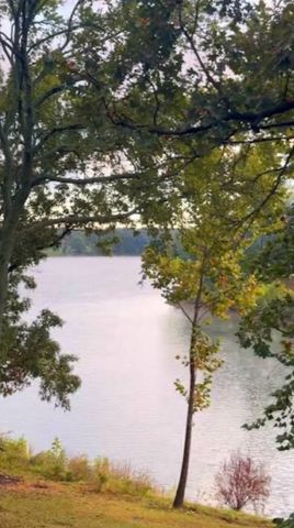 13149 Wallys Way, Siloam Springs, AR 72734