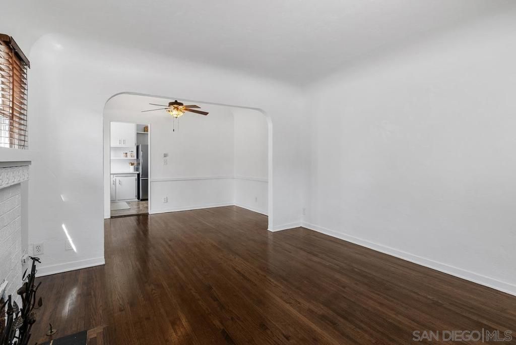 Image 4 of property listing at 1674 1676 Cable St, San Diego, CA 92107