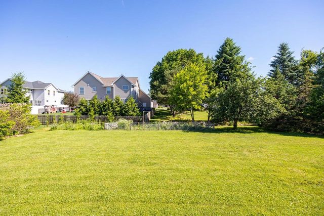 2702 E CORRIDOR DRIVE, Appleton, WI 54913