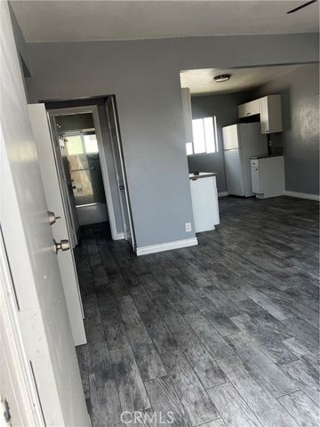 120 W 73rd Street 4, Los Angeles, CA 90003