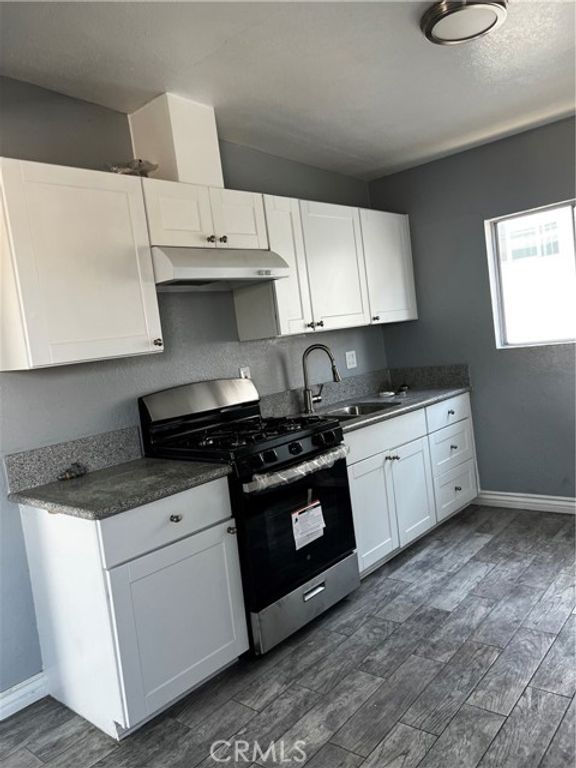 120 W 73rd Street 4, Los Angeles, CA 90003