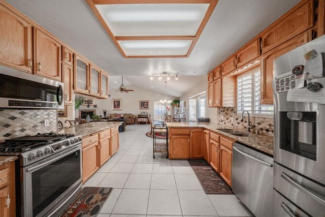 16861 Paula Road, Madera, CA 93636