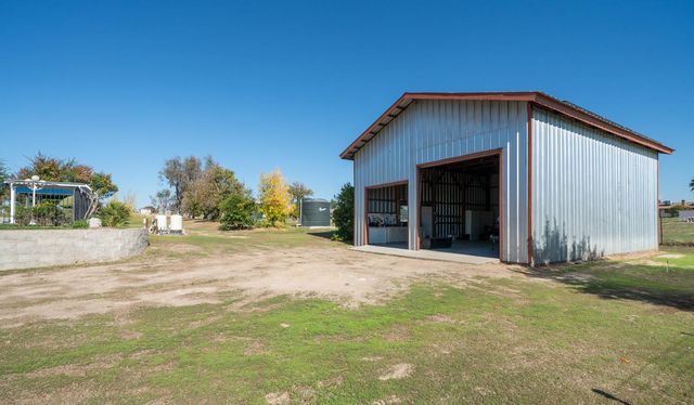 16861 Paula Road, Madera, CA 93636