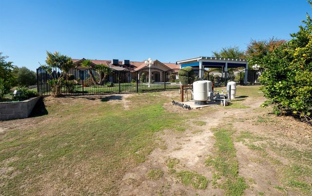 16861 Paula Road, Madera, CA 93636