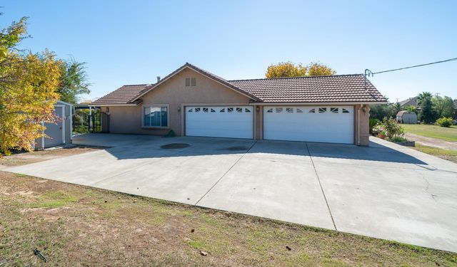 16861 Paula Road, Madera, CA 93636