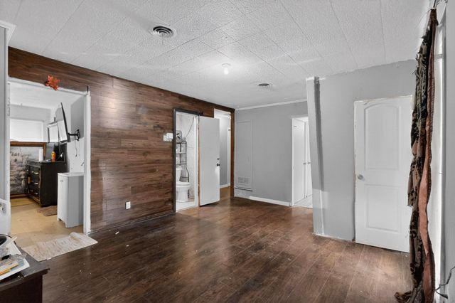 522 Phillip Street, Mesquite, TX 75149