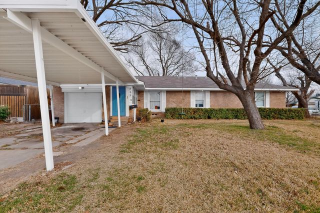 522 Phillip Street, Mesquite, TX 75149