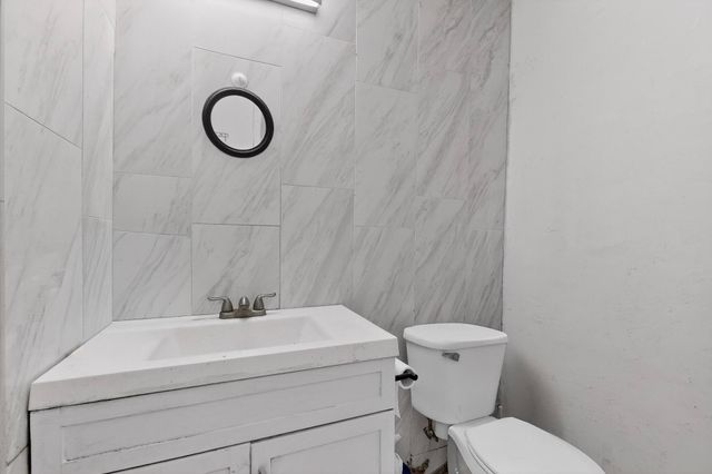 522 Phillip Street, Mesquite, TX 75149