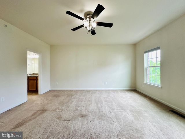 7396 BRUNSON CIR, Gainesville, VA 20155