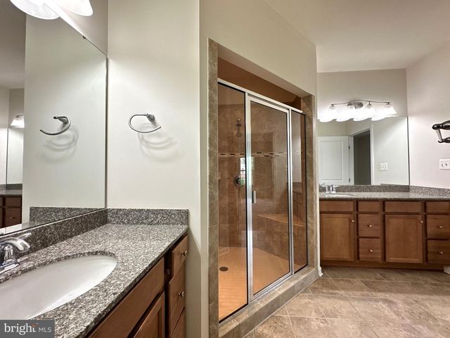 7396 BRUNSON CIR, Gainesville, VA 20155