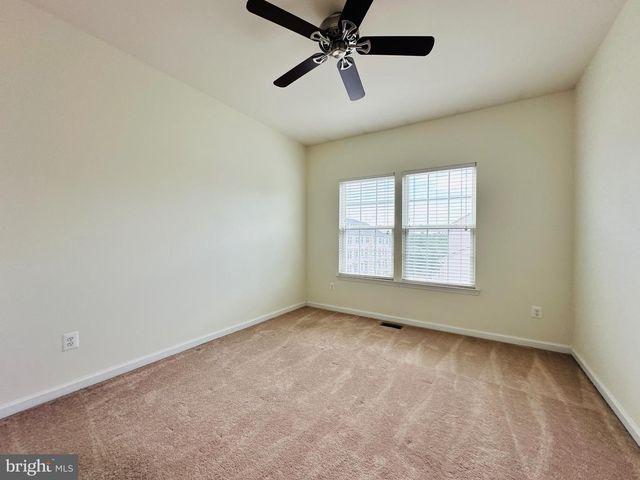 7396 BRUNSON CIR, Gainesville, VA 20155