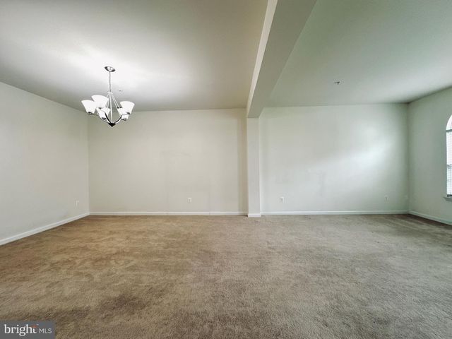 7396 BRUNSON CIR, Gainesville, VA 20155