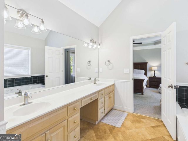 1050 Calls Creek Court, Watkinsville, GA 30677