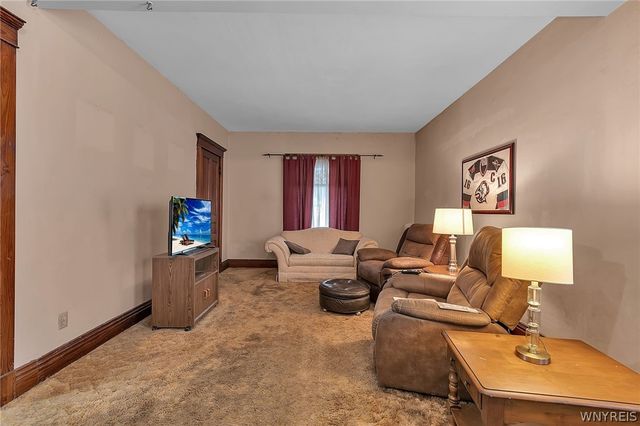 140 Benzinger Street, Buffalo, NY 14206