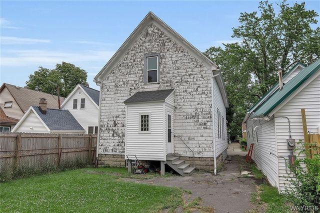 140 Benzinger Street, Buffalo, NY 14206