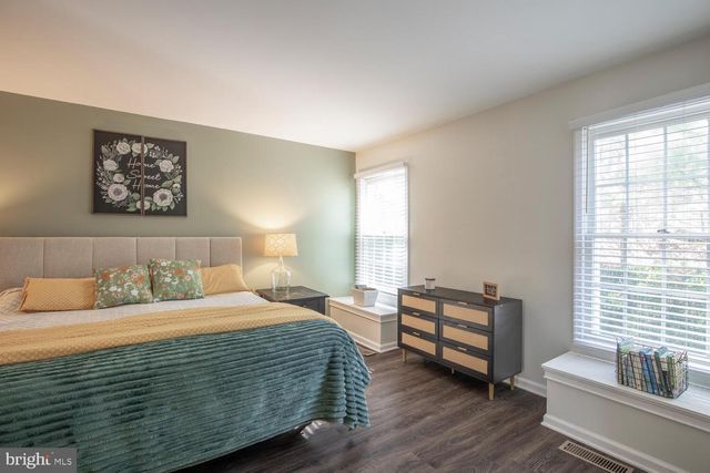 52 BOGEY CIR, Doylestown, PA 18901