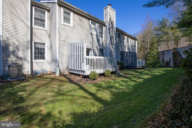 52 BOGEY CIR, Doylestown, PA 18901