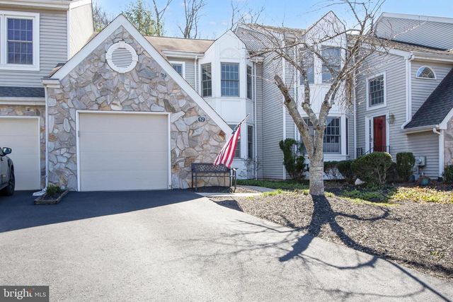 52 BOGEY CIR, Doylestown, PA 18901