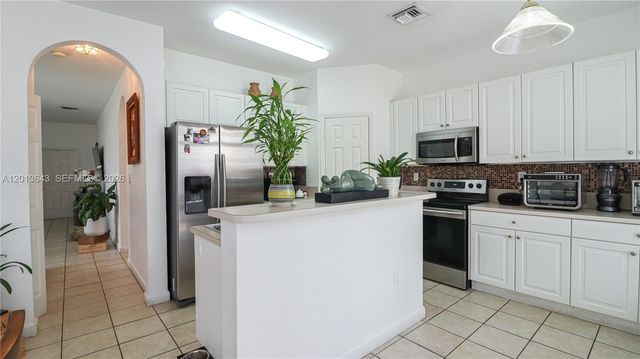 5662 NW 112th Ct ., Doral, FL 33178