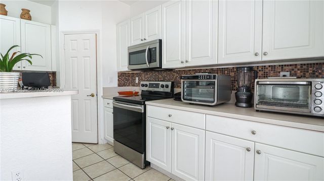 5662 NW 112th Ct ., Doral, FL 33178