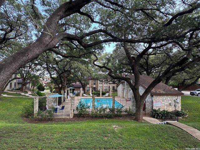 11303 Vance Jackson Rd Apt K1, San Antonio, TX 78230