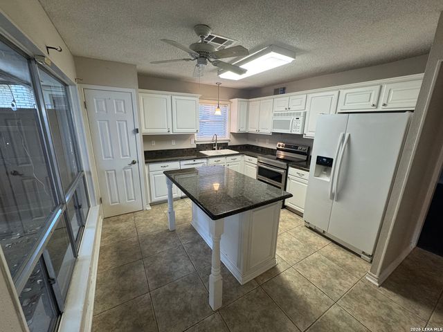 11303 Vance Jackson Rd Apt K1, San Antonio, TX 78230