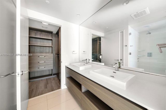 460 NE 28th St 2707, Miami, FL 33137