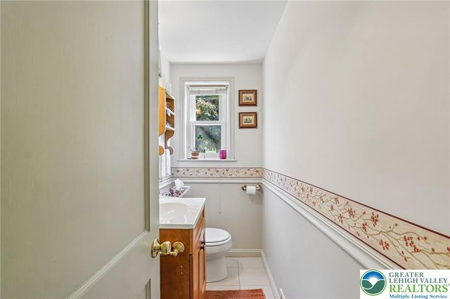 429 Beechwood Street, Emmaus Boro, PA 18049