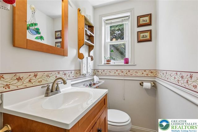 429 Beechwood Street, Emmaus Boro, PA 18049