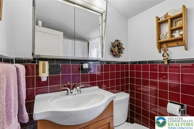 429 Beechwood Street, Emmaus Boro, PA 18049