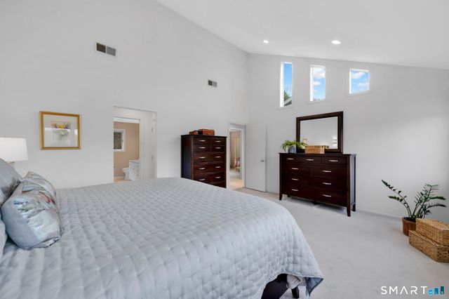 56 Falcon Lane, Glastonbury, CT 06033