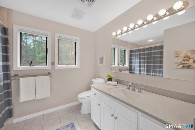 56 Falcon Lane, Glastonbury, CT 06033