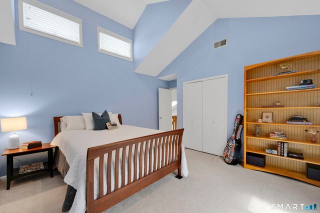 56 Falcon Lane, Glastonbury, CT 06033