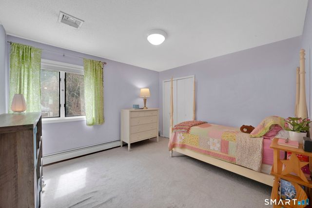 56 Falcon Lane, Glastonbury, CT 06033