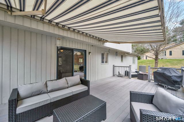 56 Falcon Lane, Glastonbury, CT 06033