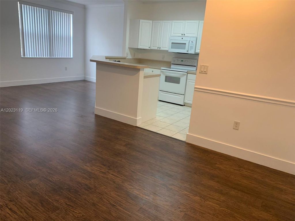 4702 SW 160th Ave 325, Miramar, FL 33027