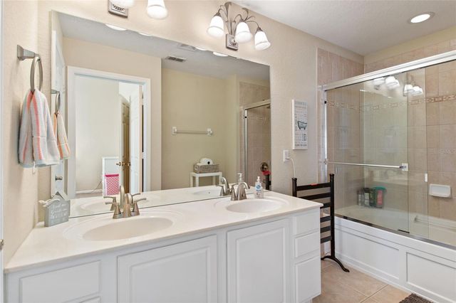 6342 DAYSBROOK DRIVE 103, Orlando, FL 32835