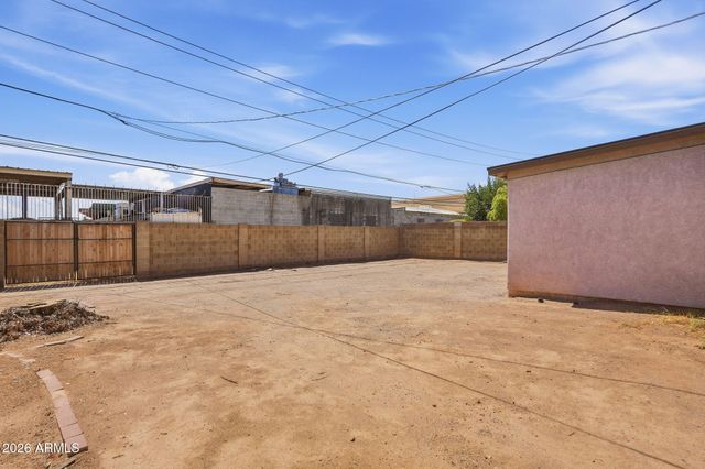 2219 W CHOLLA Street, Phoenix, AZ 85029