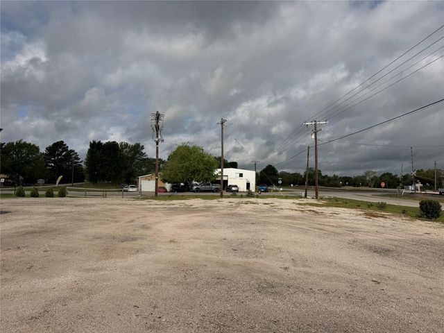 44575 Old Houston Hwy Road, Prairie View, TX 77446