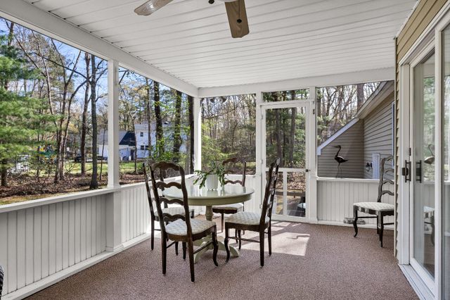 2 STRAFFORD CT, Medford, NJ 08055