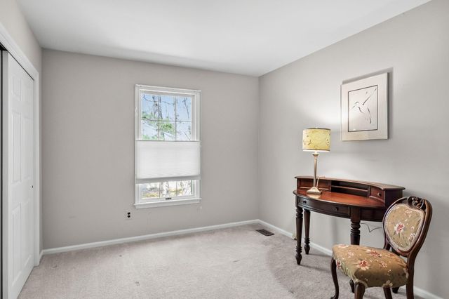2 STRAFFORD CT, Medford, NJ 08055