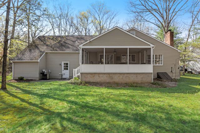 2 STRAFFORD CT, Medford, NJ 08055