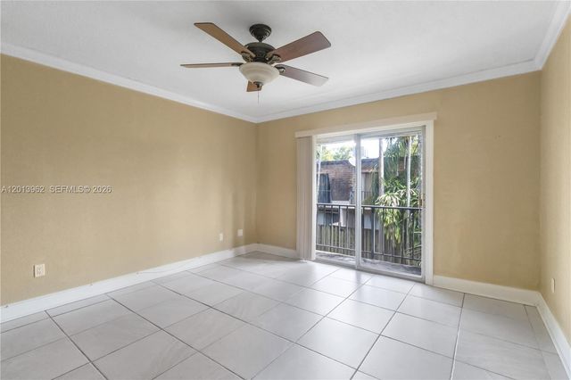 15385 S Dixie Hwy 4 Hwy, Palmetto Bay, FL 33157
